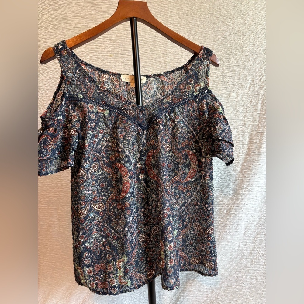 Love Stitch Paisley Cold Shoulder Blouse - Navy and Red